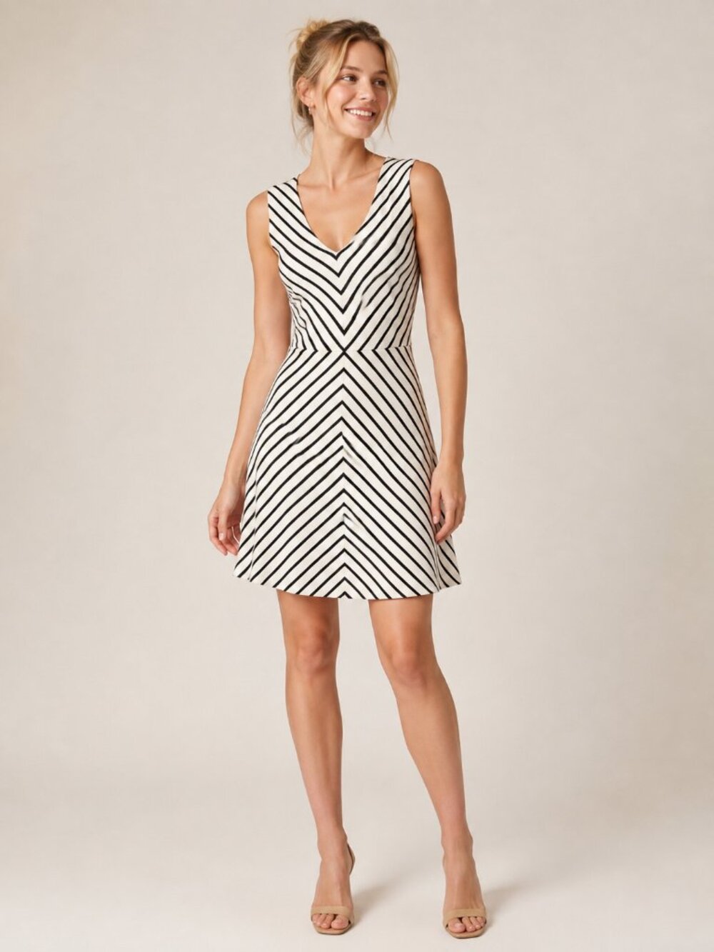 2/$30 Banana Republic Bias Stripe V-Neck Sheath Dress Chevron White 2 #A4175